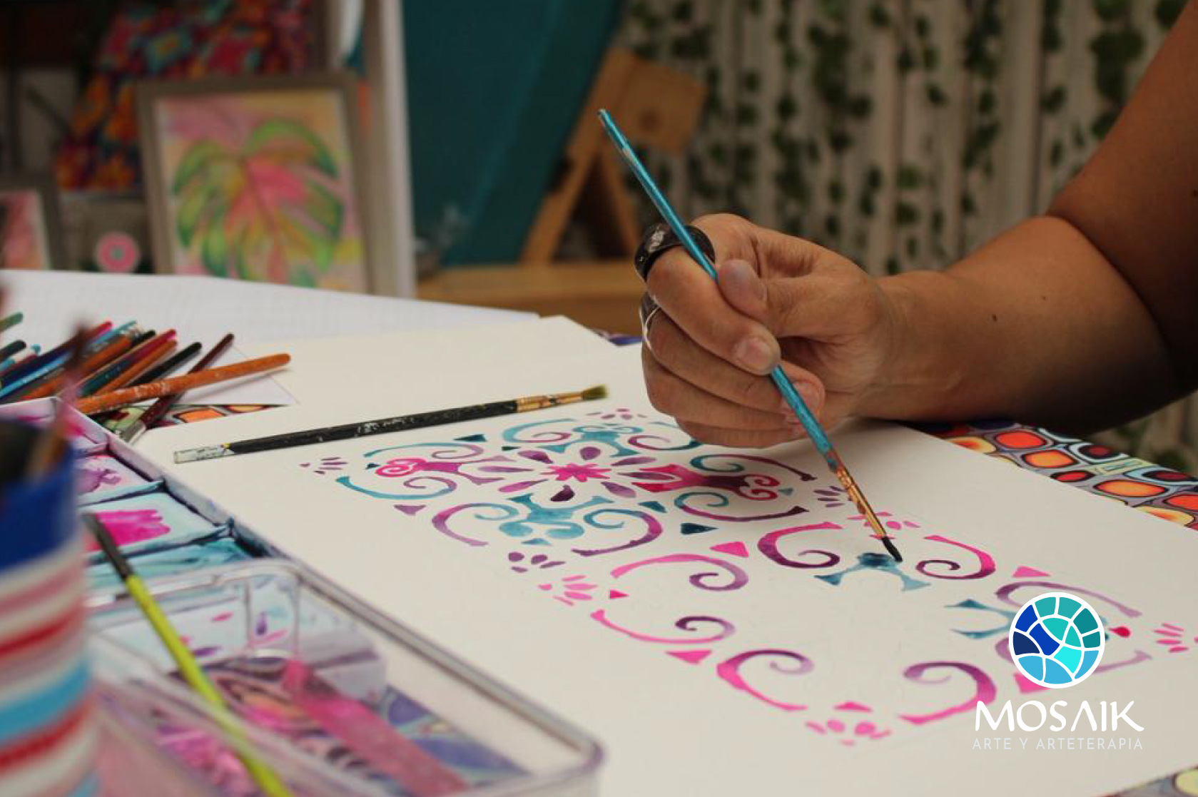 ¿Cómo la arteterapia para empresas impulsa la creatividad en tiempos híbridos?