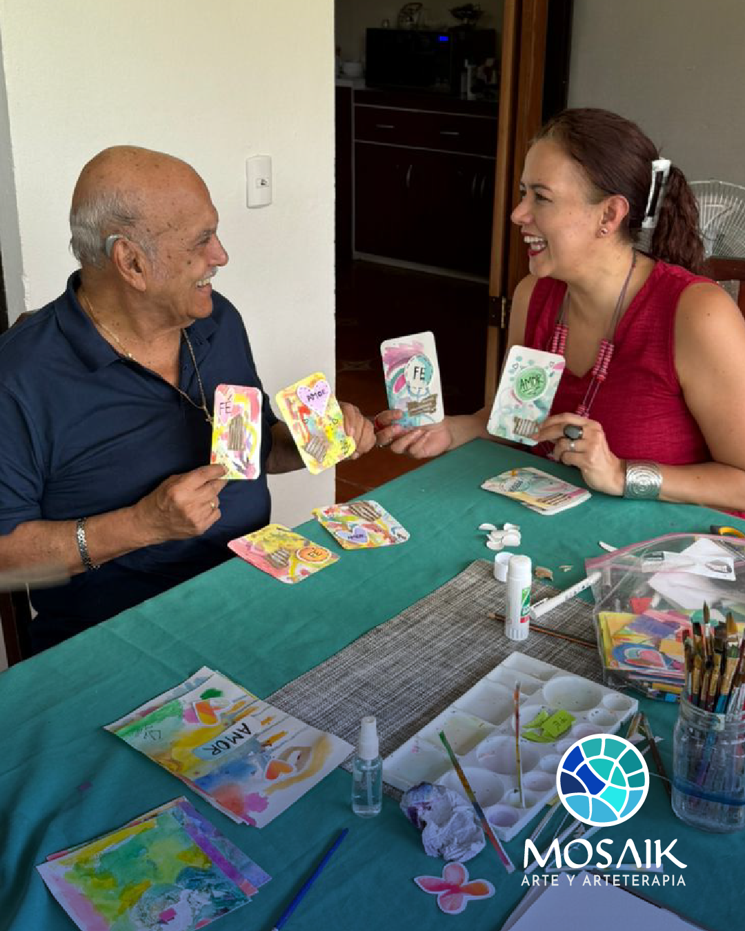 Arteterapia taller de pintura para adultos mayores