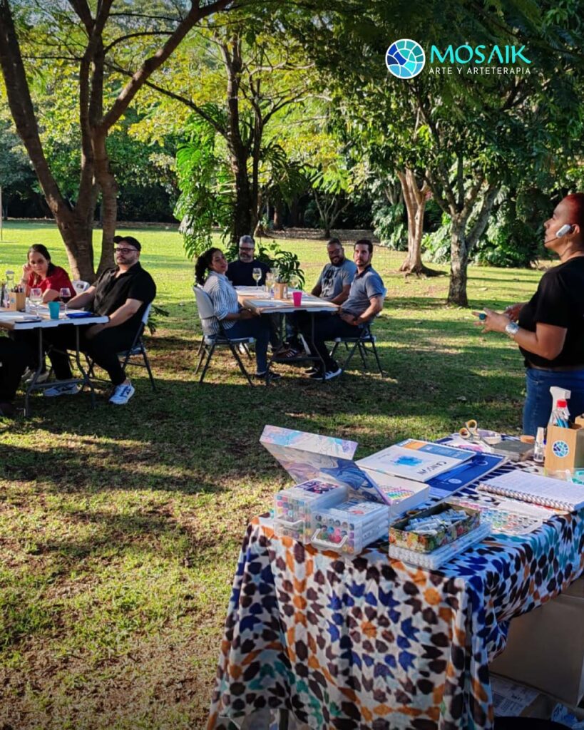 Empresas Quehacen Teambuilding Costarica Arte Terapia Talleres Empresas