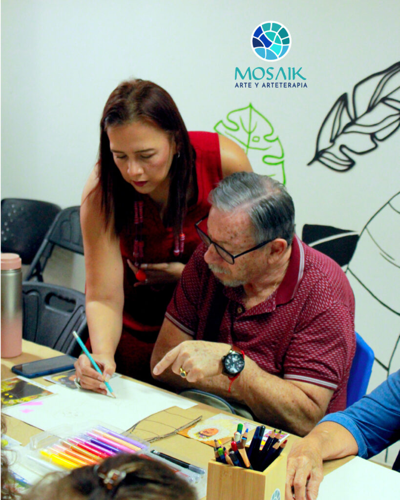 adultomayorMesa de trabajo 13 80